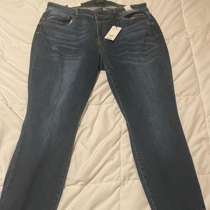 NWT Judy Blue- Non Distressed 29 inch inseam